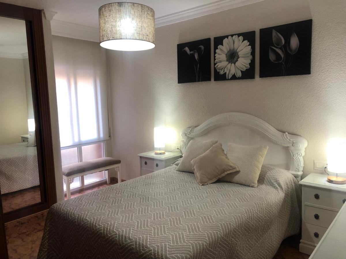 Piso En Pedregalejo A 50M De La Playa. Apartment Malaga Ngoại thất bức ảnh